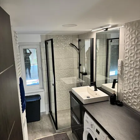 Apartament Forest Lenti
