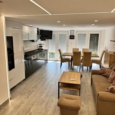 Apartament Forest *